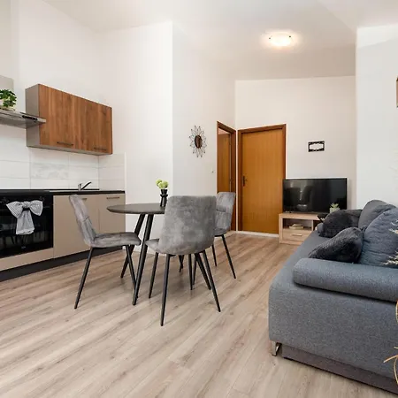One-bedroom In Podgradina